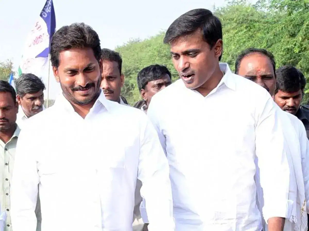 Why Jagan Changed From 3 Capitals to MAVIGUN? Jagan’s MP Explains (English) (2026)