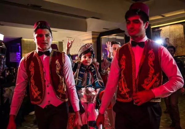 Mhp Lideri Bahceli Nin Kalp Ameliyatina Giren Cerrahin Evini Soydular O Anlar Kamerada Genel Izmir Haber Merkezi