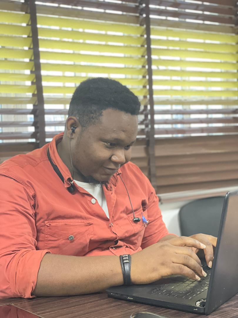 Github Horlartundhey Ispace New - Download Amazing Minimal Image | HD