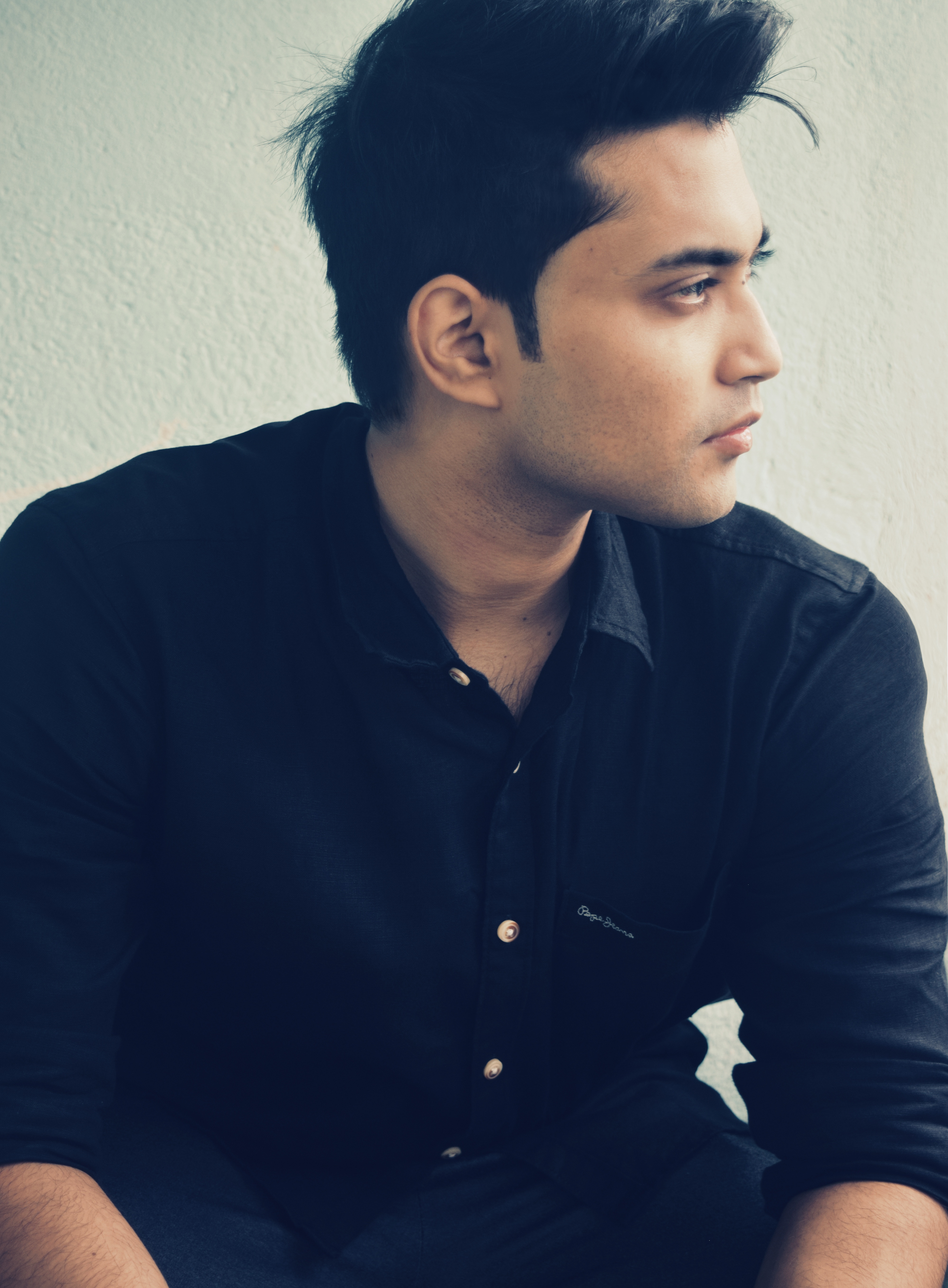 Tanay Van Hashnode - Download Elegant Dark Background | Mobile