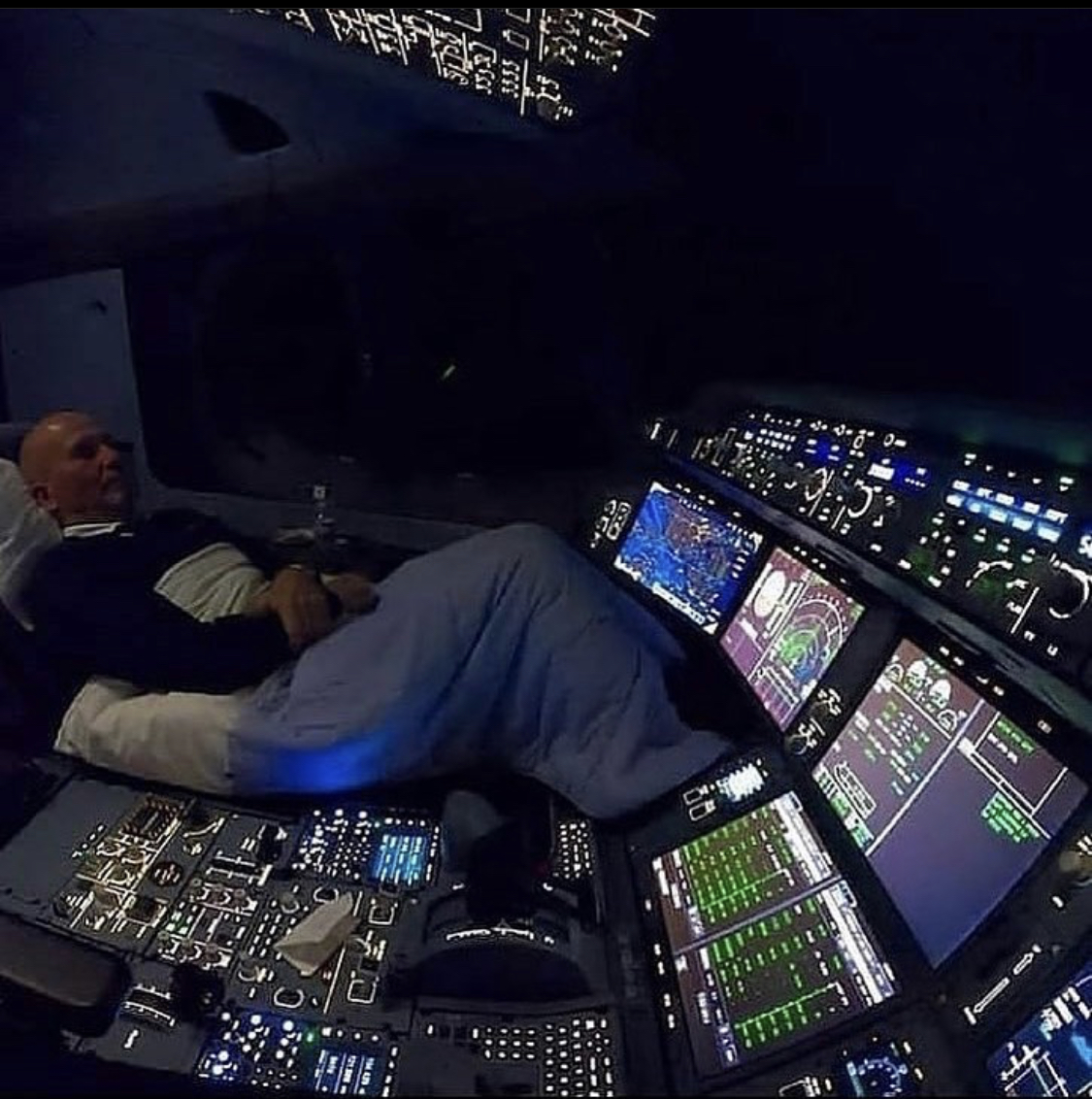 Devops Postmortem - Vintage Picture Collection - 8K Quality