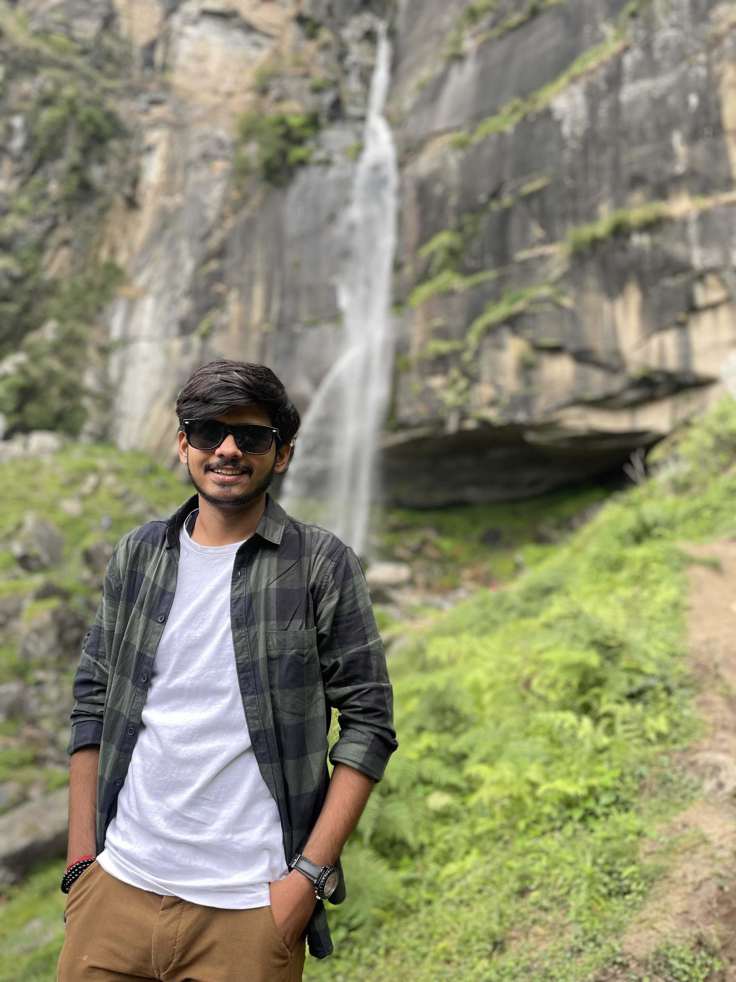 Gautam Meena Hashnode - Mountain Backgrounds - Modern Desktop Collection