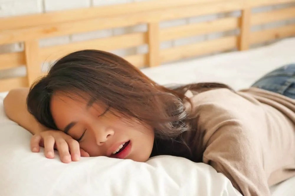 Ubah posisi tidurmu · 2. 5 Penyebab Anda Tidur Ngiler Plus Tips Mengatasinya Hello Sehat