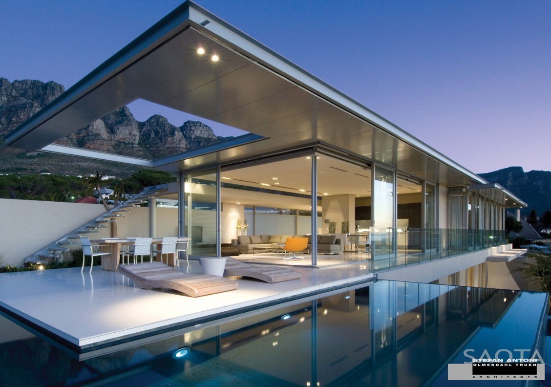 By luis mira architects this luxury holiday home is located in cape town, south africa. House With Stunning Views In Cape Town South Africa