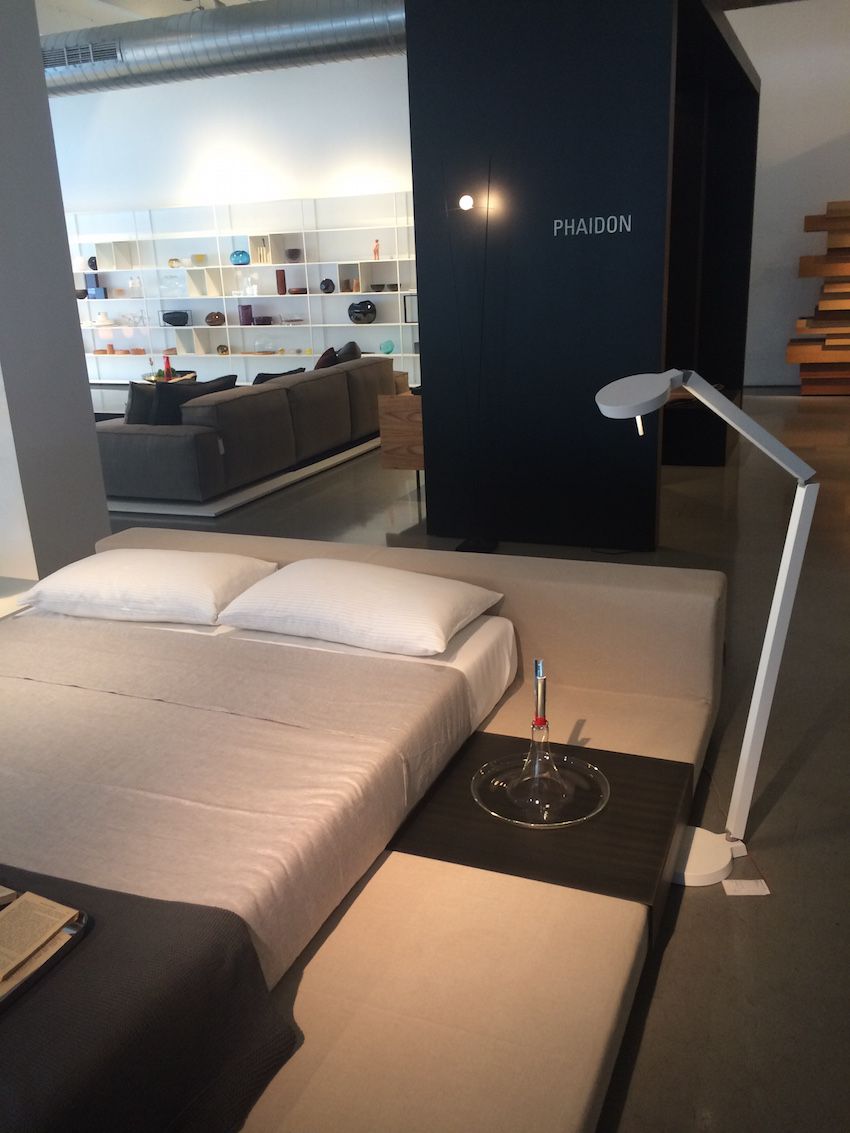 Platform wall bed