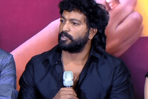 தமிழ் சினிமாவில் ஜாதி பார்க்கிறார்கள்.. நடிகர் கலையரசன் அதிர்ச்சி புகார் தமிழ் சினிமாவில் ஜாதி பார்க்கிறார்கள்.. நடிகர் கலையரசன் அதிர்ச்சி புகார்