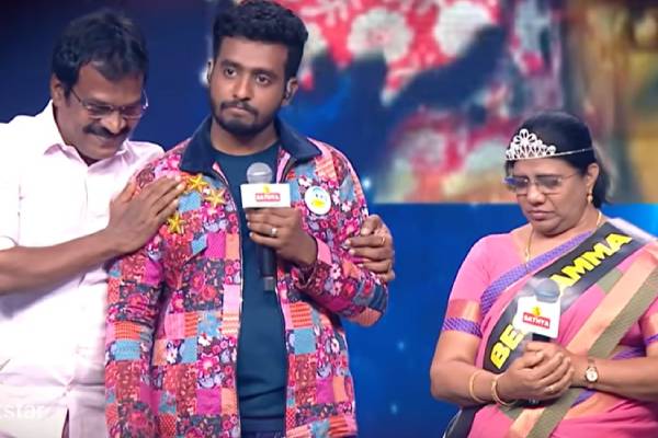 சூப்பர் சிங்கர் 11 போட்டியாளர் ஆப்ரகாமிற்கு சொந்த அம்மா-அப்பா இல்லையா?… எமோஷ்னல் வீடியோ சூப்பர் சிங்கர் 11 போட்டியாளர் ஆப்ரகாமிற்கு சொந்த அம்மா-அப்பா இல்லையா?… எமோஷ்னல் வீடியோ