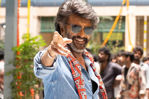 ’கூலி’ டைட்டில் மீண்டும் மாற்றம்.. ட்ரோல்கள் காரணமாக புது டைட்டில் அறிவிப்பு ’கூலி’ டைட்டில் மீண்டும் மாற்றம்.. ட்ரோல்கள் காரணமாக புது டைட்டில் அறிவிப்பு