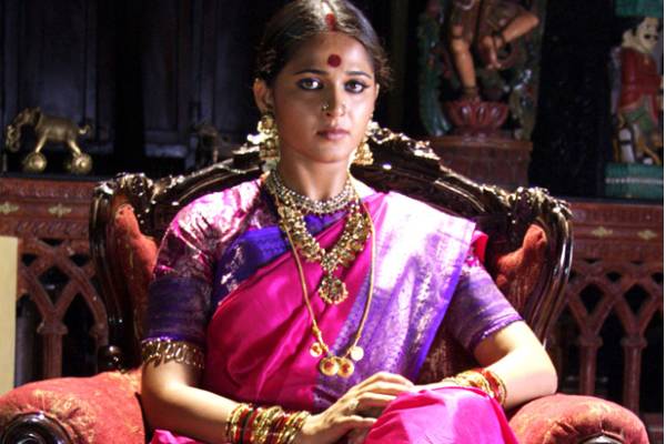 அருந்ததி படத்தில் முதலில் நடிக்கவிருந்தது அனுஷ்கா இல்லை.. இந்த நடிகையா? அருந்ததி படத்தில் முதலில் நடிக்கவிருந்தது அனுஷ்கா இல்லை.. இந்த நடிகையா?
