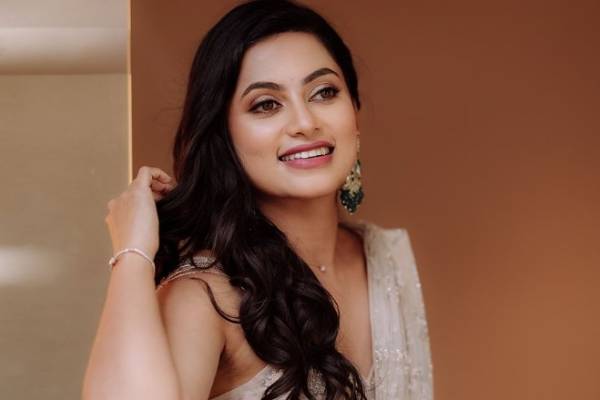 அய்யனார் துணை சீரியல் நடிகைக்கு கிடைத்த விருது.. விஜய் டெலிவிஷன் விருது மேடையில் ஸ்வீட் சர்ப்ரைஸ் அய்யனார் துணை சீரியல் நடிகைக்கு கிடைத்த விருது.. விஜய் டெலிவிஷன் விருது மேடையில் ஸ்வீட் சர்ப்ரைஸ்