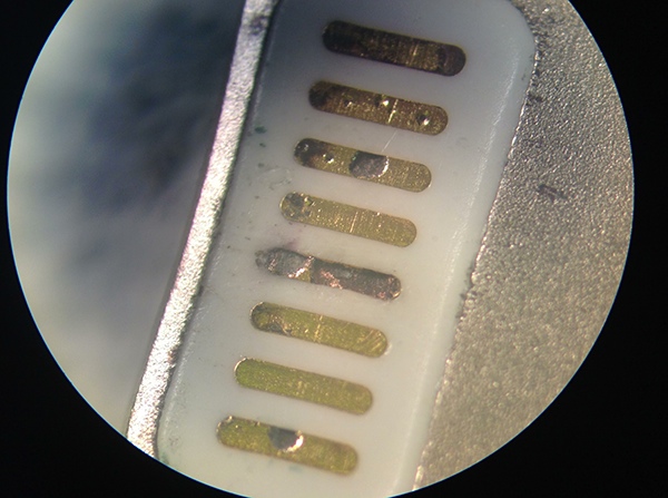 lightningcablemicroscope