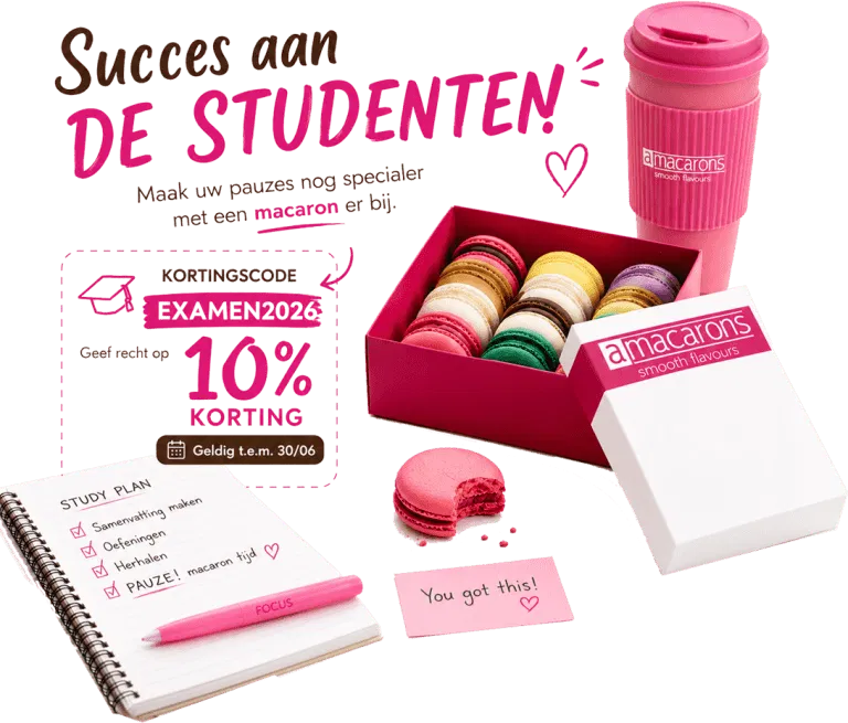 Een lifestyle-compositie met een roze Amacarons-geschenkdoos en bijbehorende accessoires, die de veelzijdigheid van macarons als cadeau voor diverse gelegenheden onderstreept.
