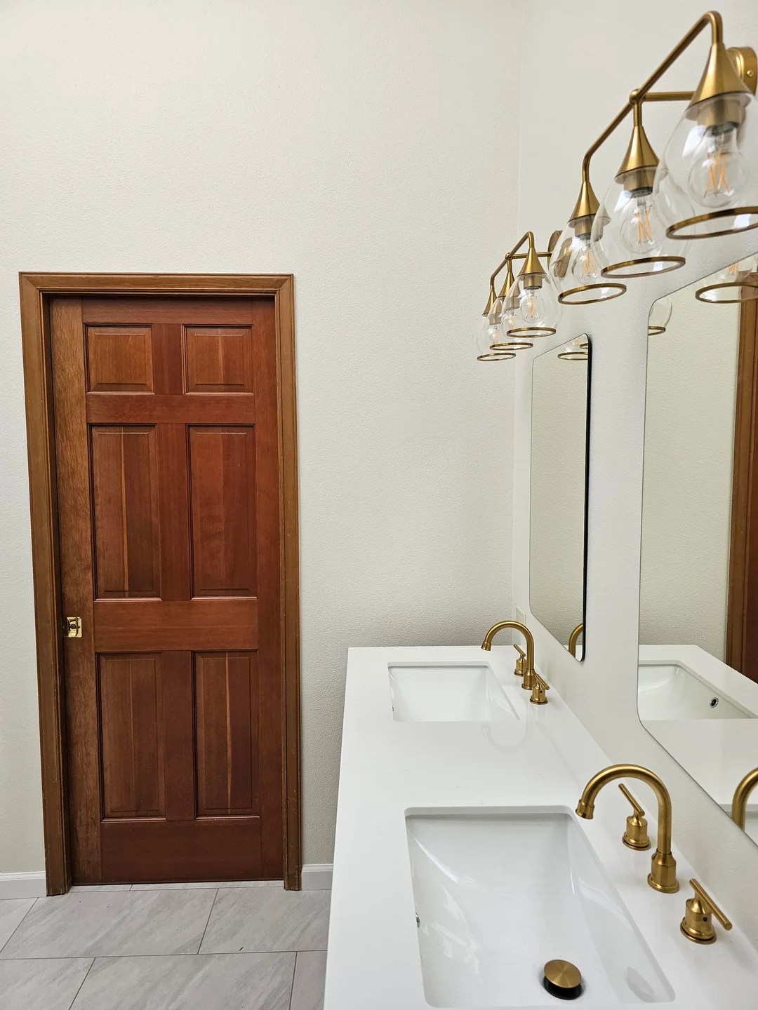 Modern double vanity with ample storage