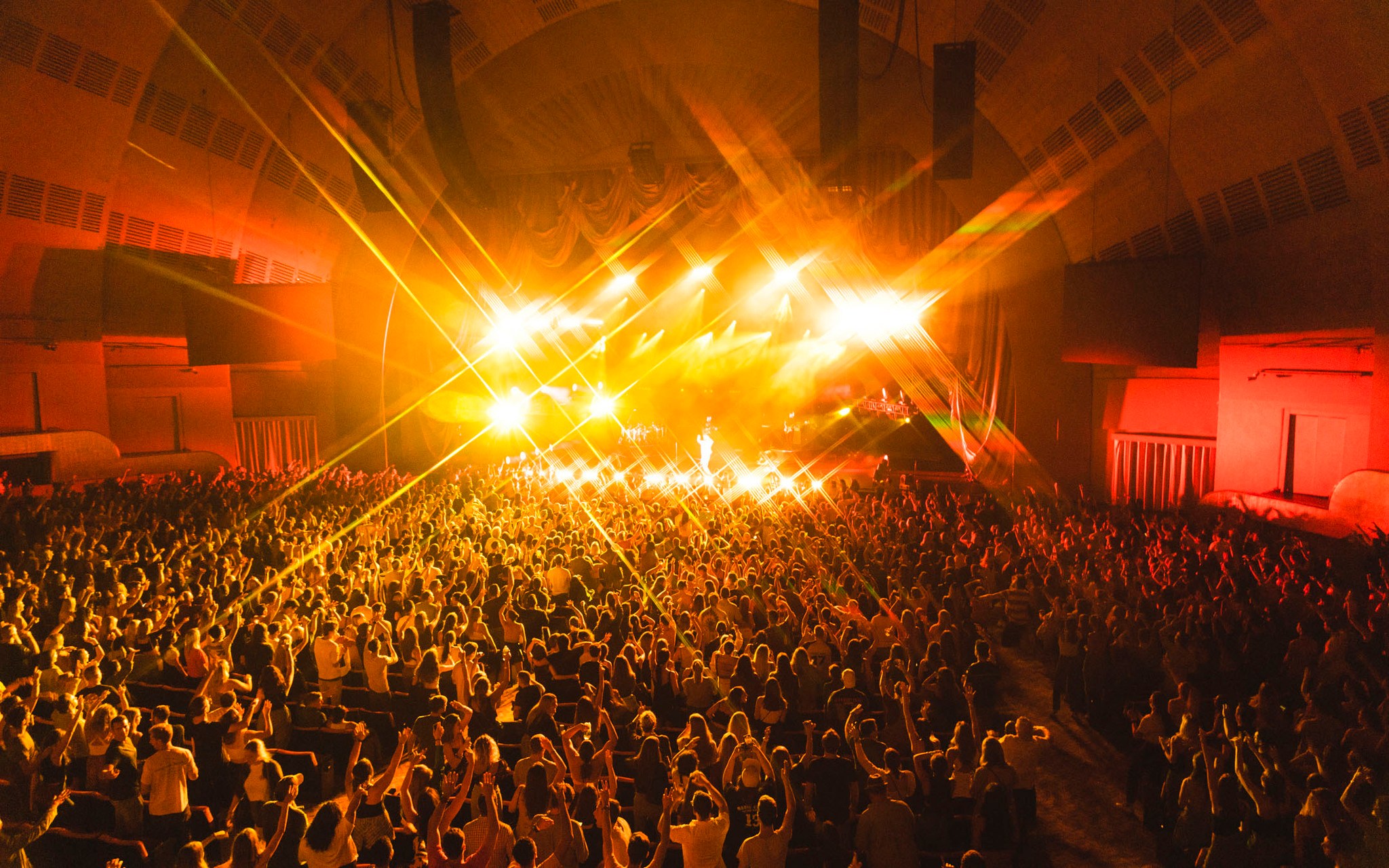 Quinn XCII and Chelsea Cutler rock Radio City Music Hall