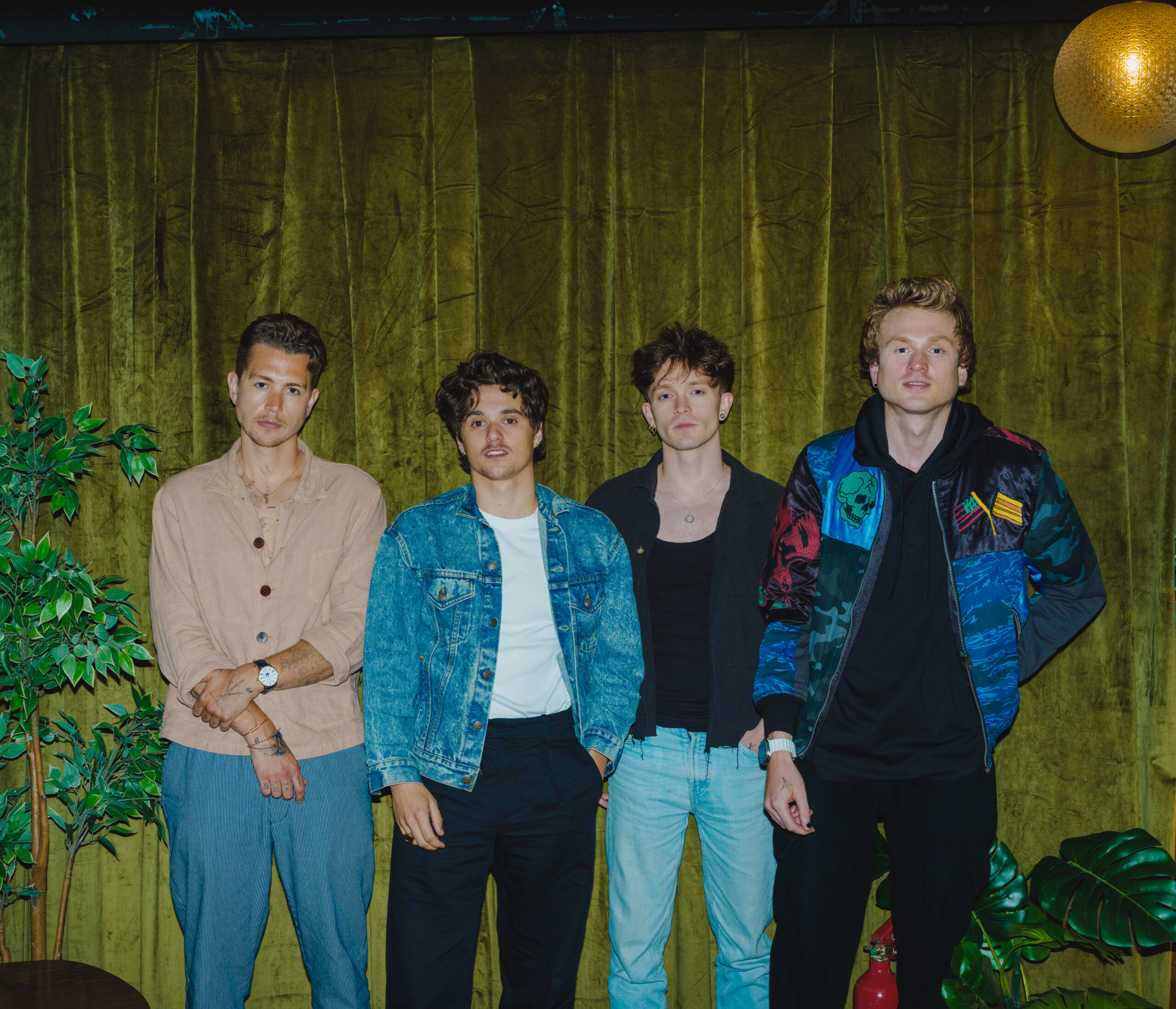 The Vamps become reVamped - // MELODIC Magazine