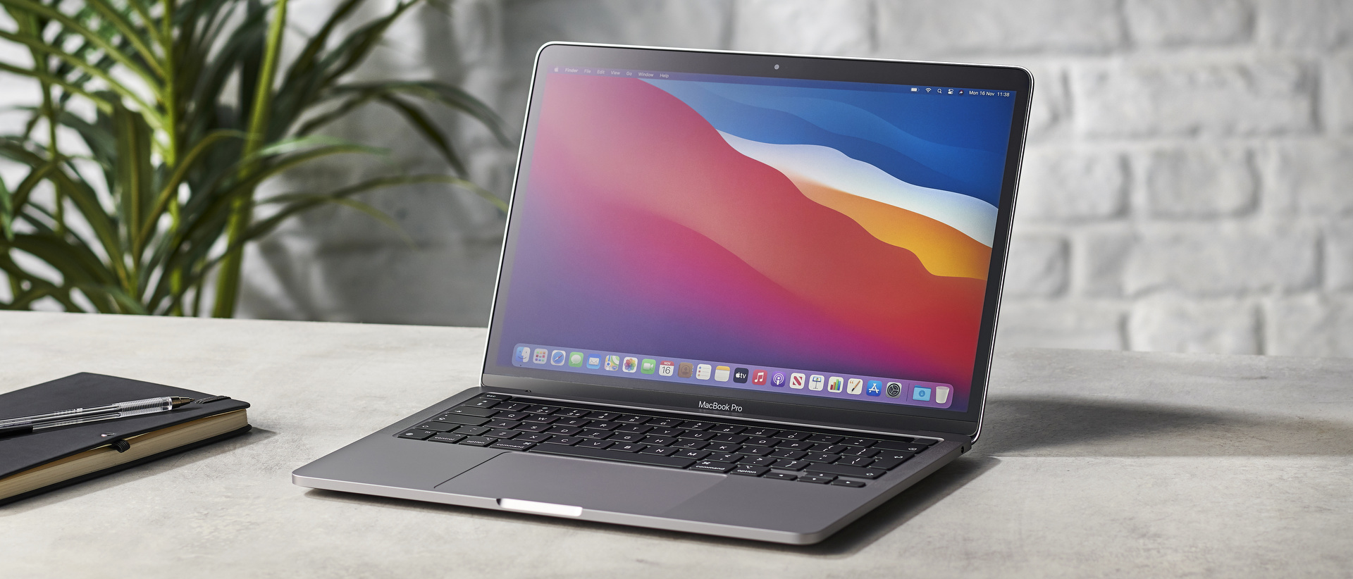 Macbook Pro 13 inch A2338 2020 TouchBar Touch ID Apple M1 8GB Ram