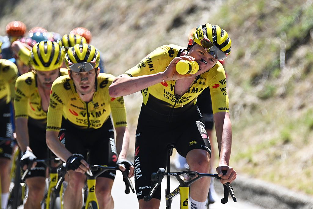 Tim Rex's Painful Sacrifice: Going the Extra Mile for Team Success at Giro d'Italia (2026)