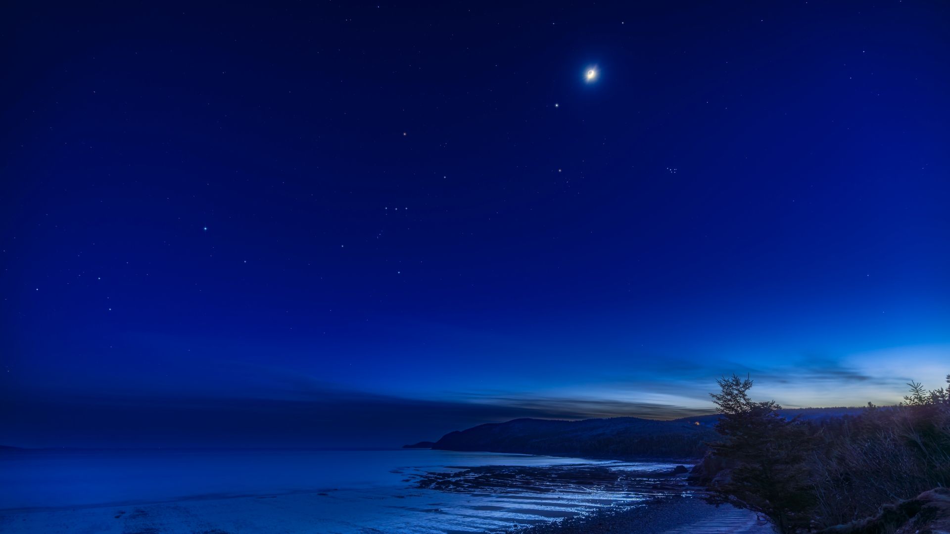 Watch Jupiter and the Moon Do a Sunset Stroll Tonight (March 26): When and Where to Look (2026)