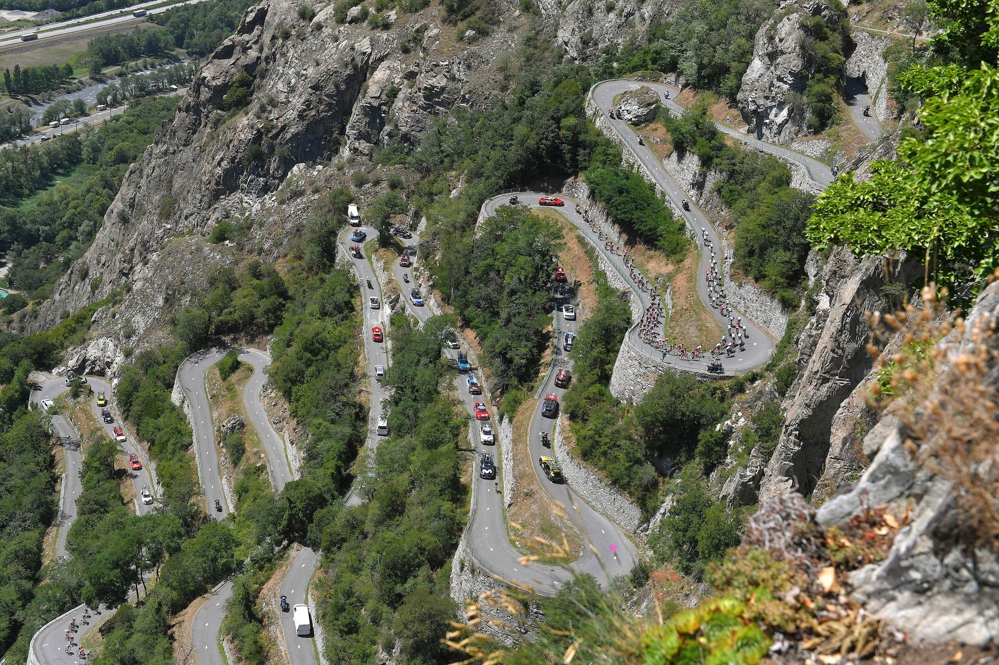 Navigating Alpe d'Huez Chaos: Essential Tips for Tour de France Travelers (2026)