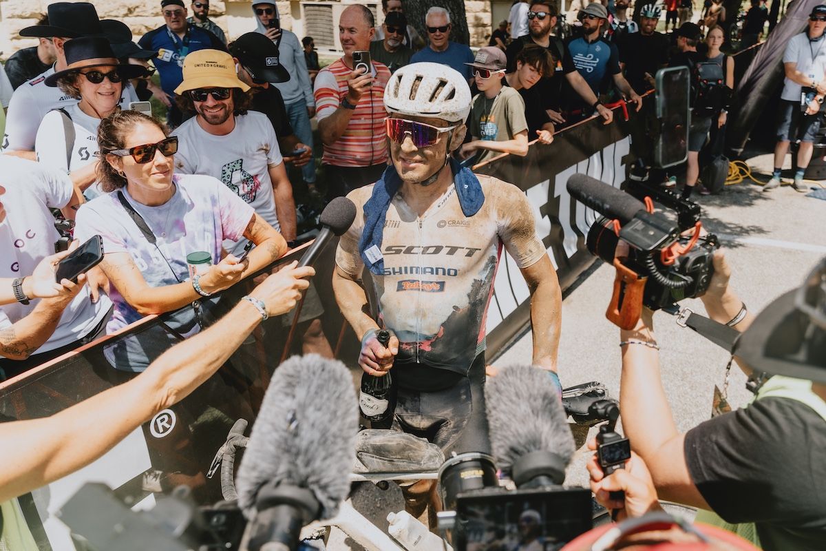 Unbound Gravel 200: Cameron Jones' Title Defense and the Challenges Faced (2026)