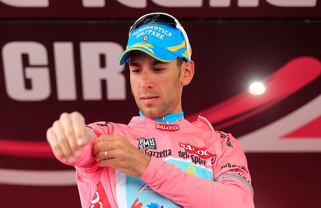 Giro d'Italia: Vincenzo Nibali Predicts a Thrilling Finish for the Maglia Rosa (2026)