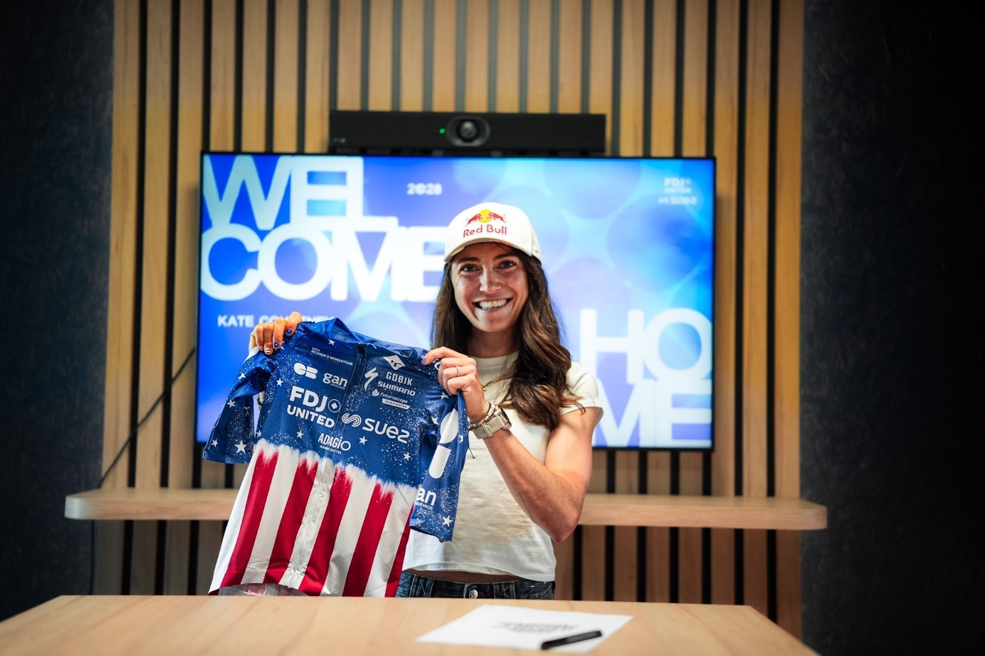 Kate Courtney's Stunning Off-Road to Road Transition: A Champion's New Chapter (2026)