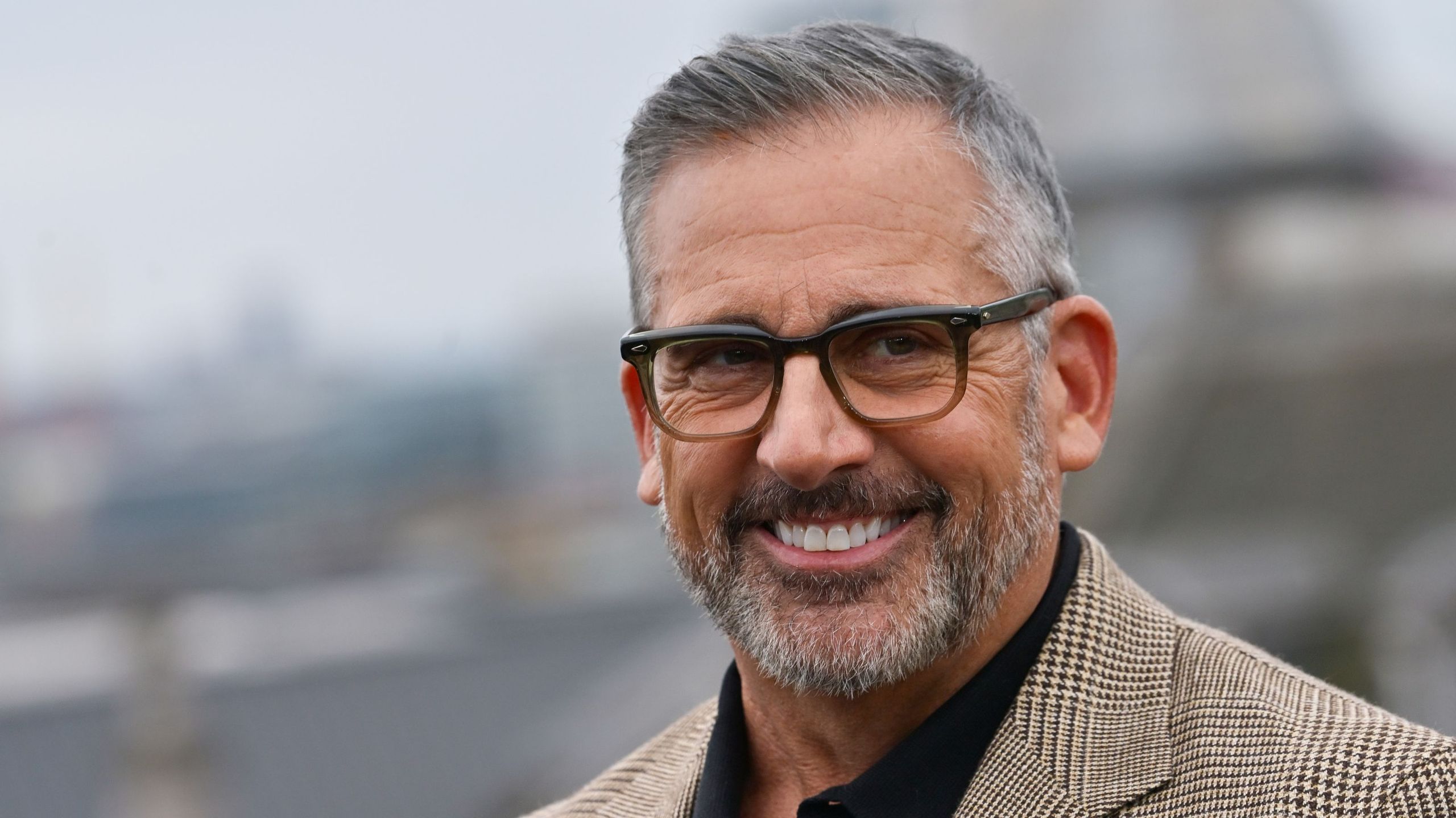Steve Carell's 2000s Yellow House Trend is Back in 2026! 🏡✨ | Butter Yellow Home Decor & Paint Ideas (2026)