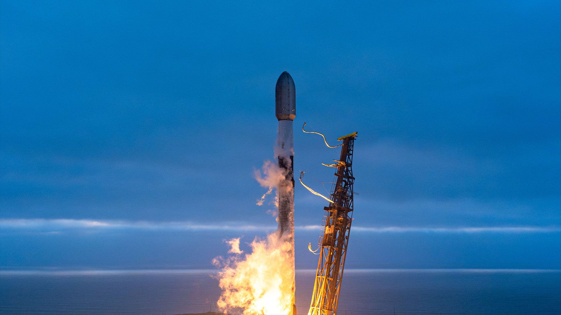 SpaceX Falcon 9: 24 New Starlink Satellites Launched from California (2026)