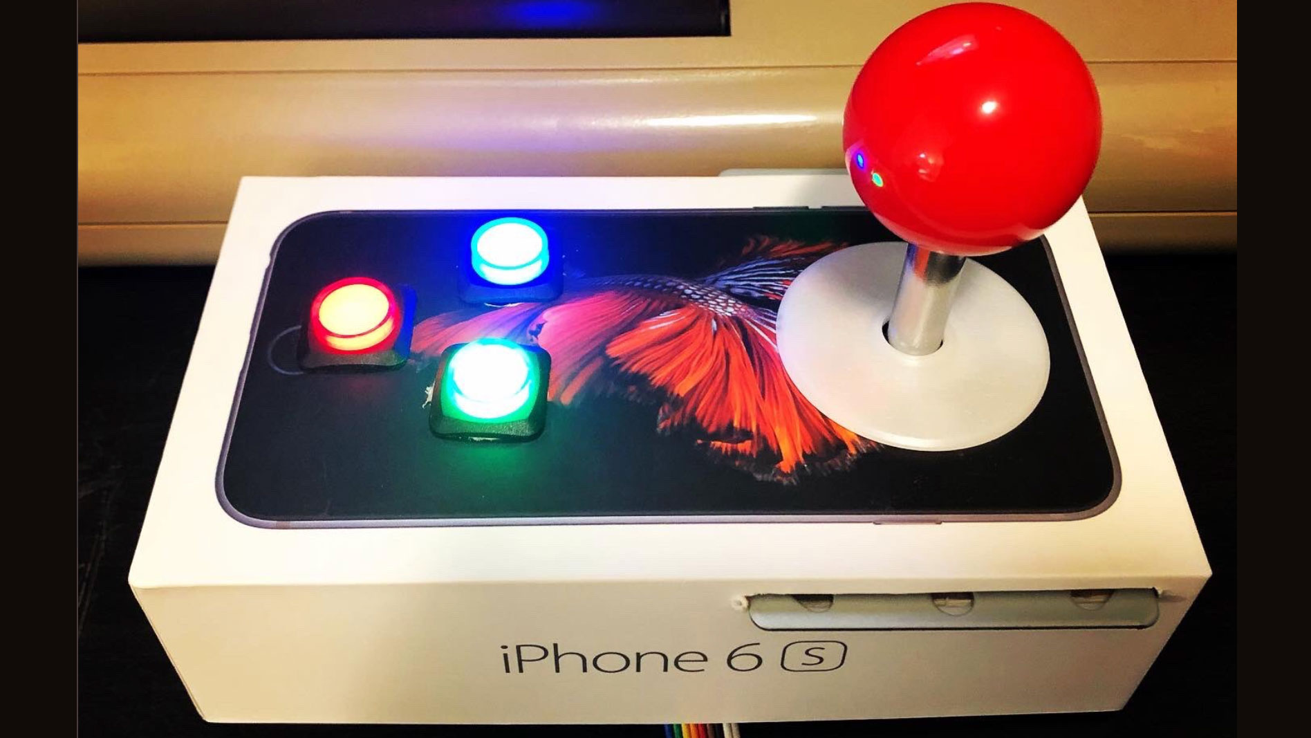 Inside, you will find the iphone 11 bundled with a regular lightning cable, a pair of earpods ending on a lightning. Here S Why You Shouldn T Throw Away Your Old Iphone Boxes Creative Bloq