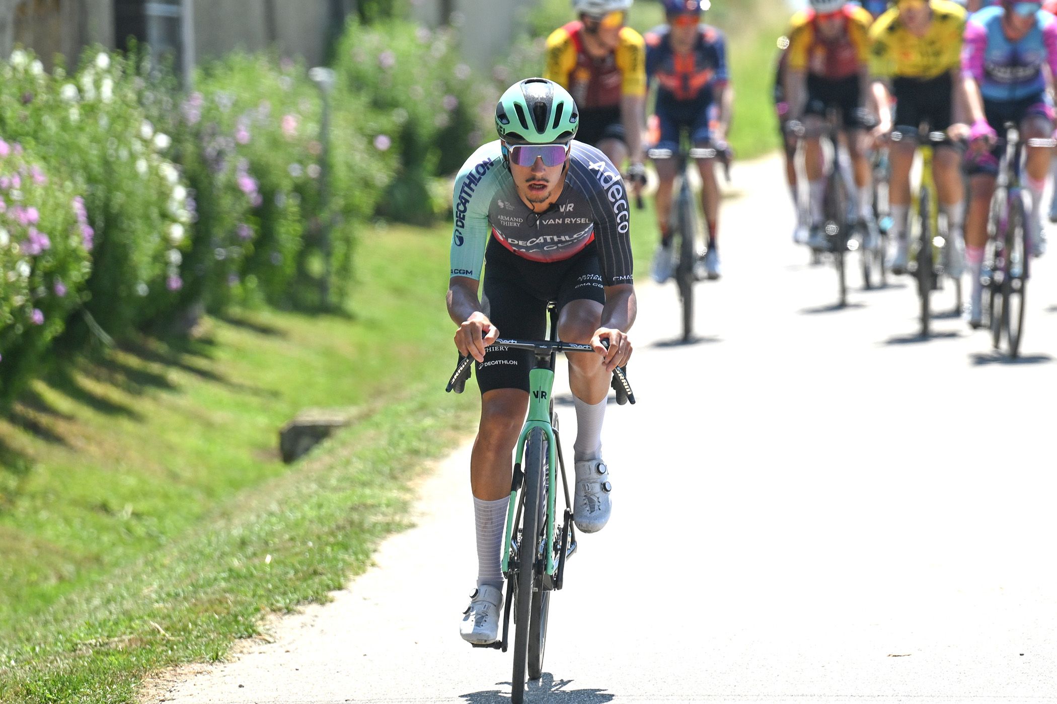Noa Isidore's Historic Sprint: 21-Year-Old's First Pro Win at Tour du Limousin (2026)