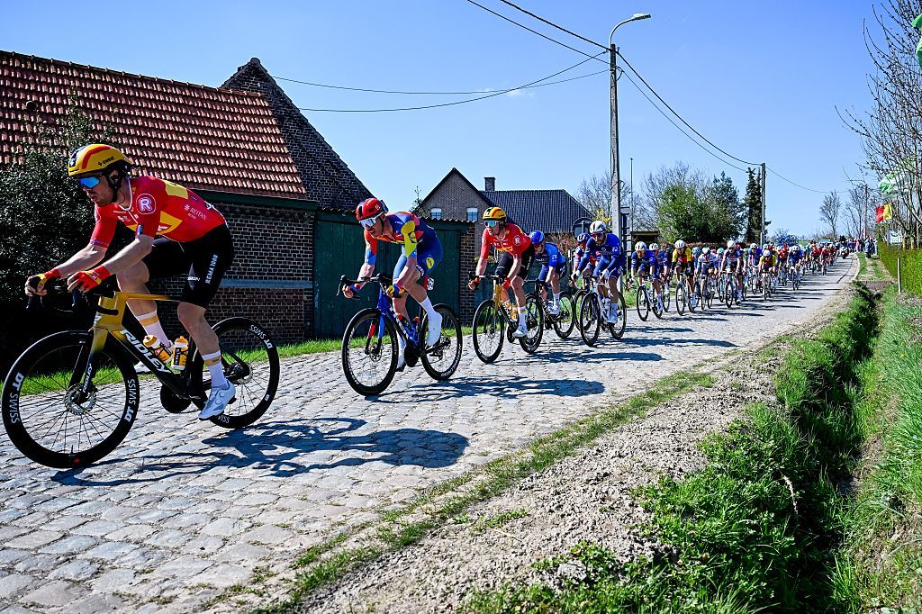 Dwars door Vlaanderen 2026: Can Wout van Aert & Visma Redeem Themselves After 2025 Disaster? (2026)