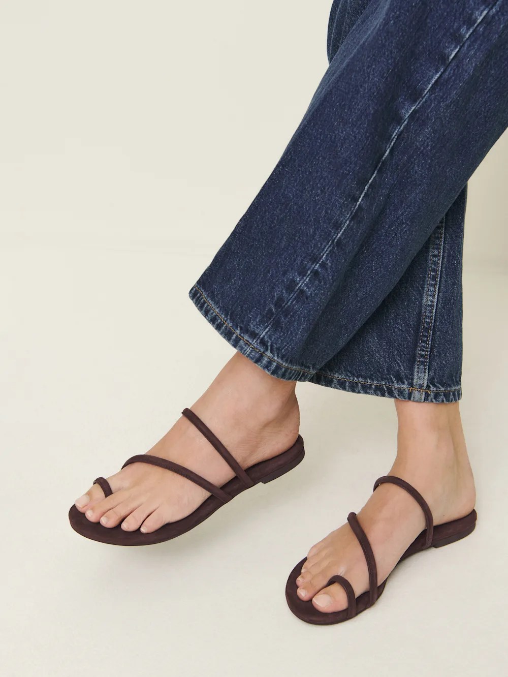 Ludo Toe Ring Strappy Flat Sandal