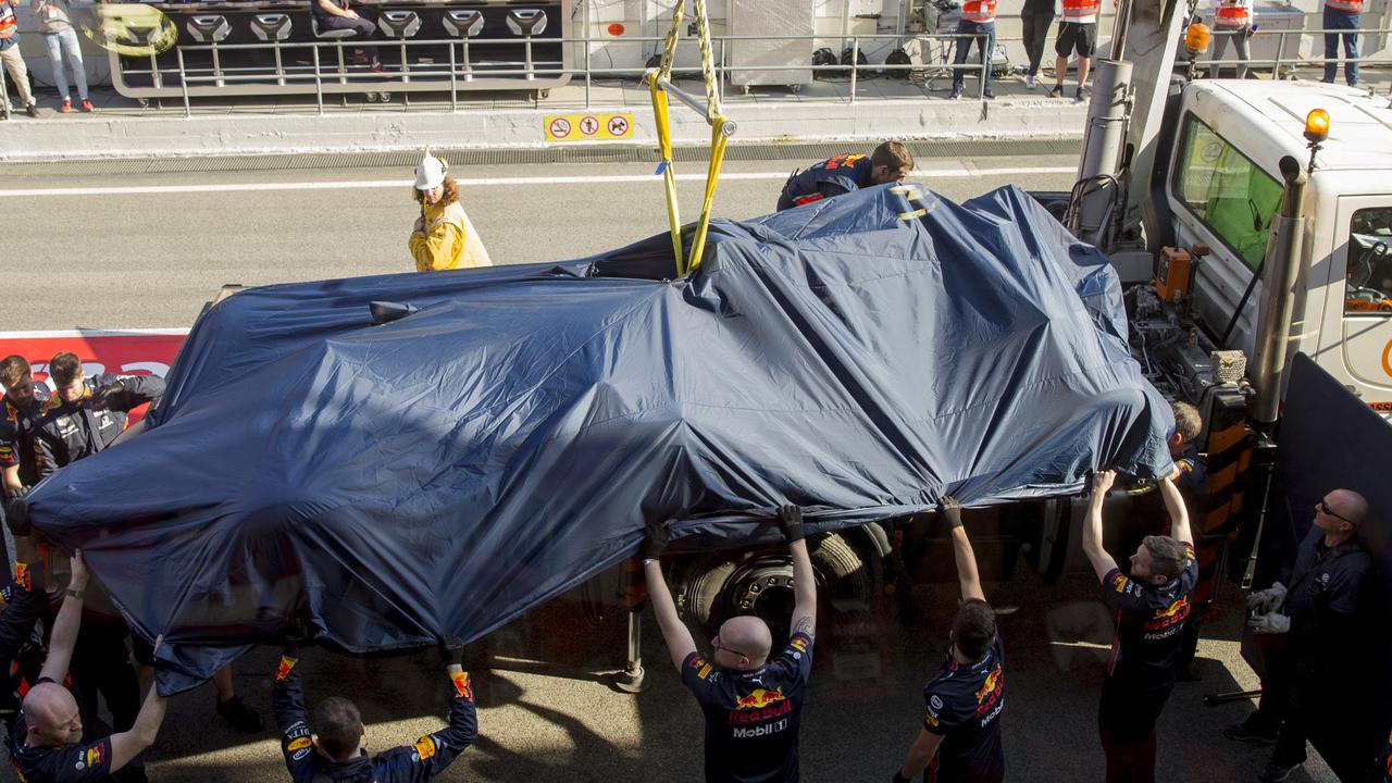 F1 Testing Day 3 News 2019 Red Bull Crash Pierre Gasly