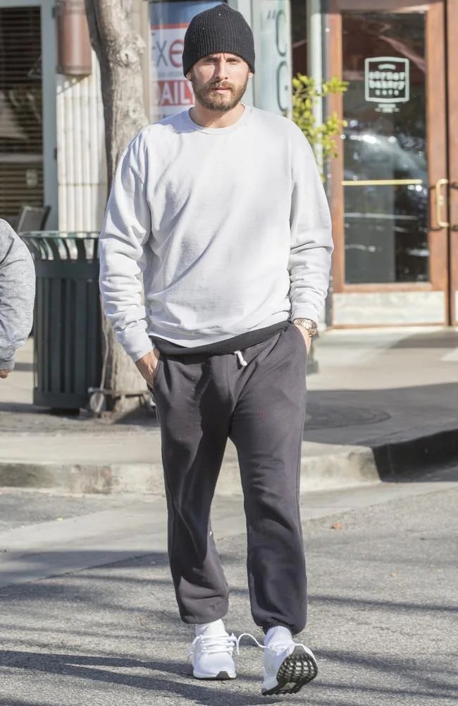 Scott Disick : Scott Disick criticized for 'racist' photo of daughter - 3.10.2021 · what is scott disick’s net worth?