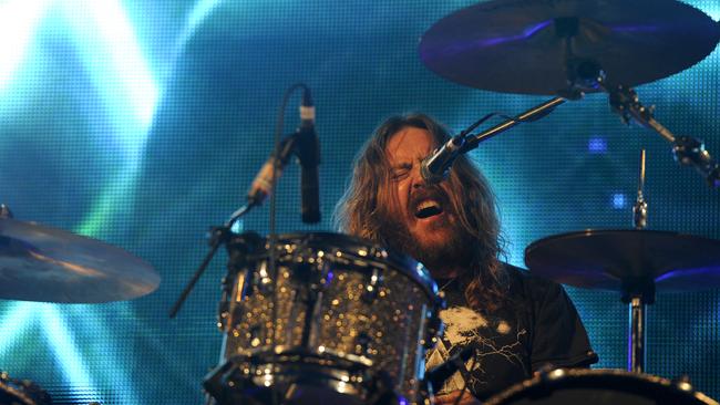 Spiderbait Sneaky Sound System And The Rogue Traders To
