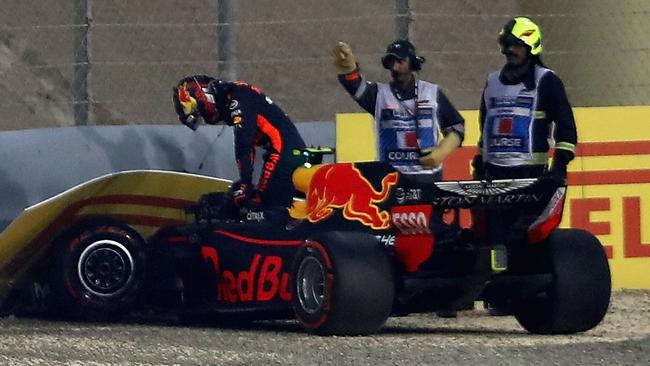 F1 Max Verstappen Bahrain Qualifying Crash Video Caused