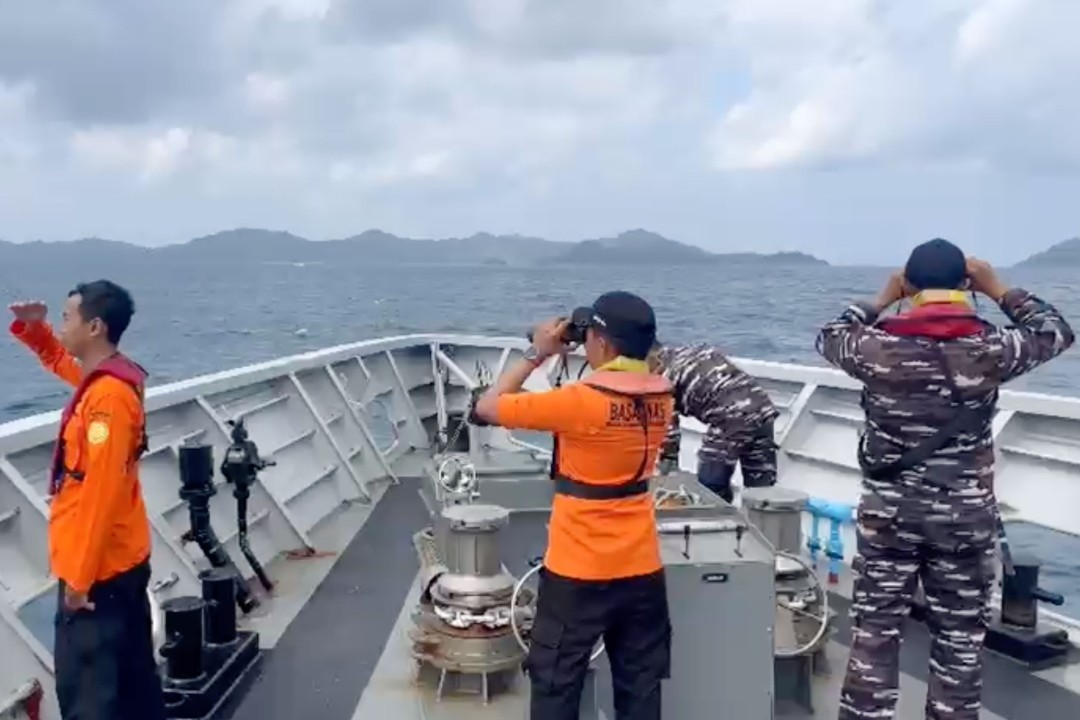 Incredible Survival Story: 5 People Drift for 4 Days at Sea (2026)