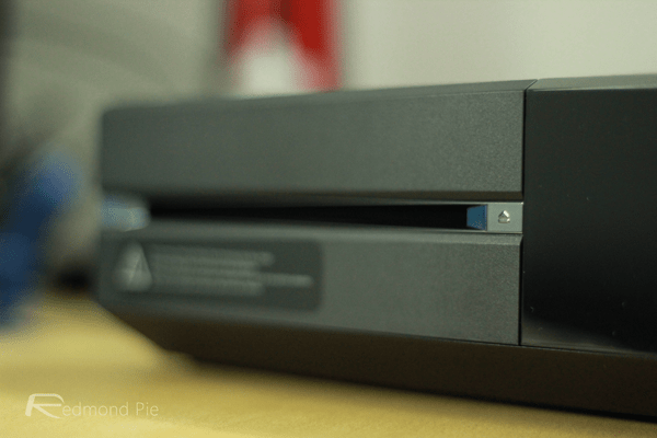 Für euch ohne lästige werbungich hoffe es gefällt.das hier ist für alle metalheads und jene die es werden wollen. Unboxing Xbox One Day One Edition Photos | Redmond Pie