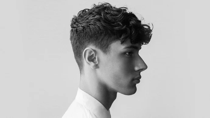 From toupees to hair transplants to laser combs, find out the bald truth about hair loss products. 6 Trusted Tips Tricks For Curly Hair Men Above The Collar