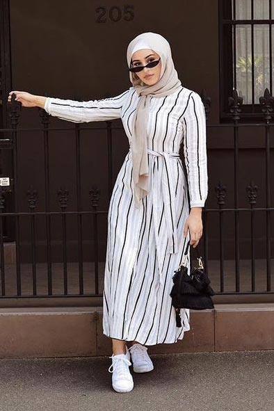 Find out why gray painted walls are on the way out after 2019 and what's taking its place instead. No Frills Muslim Maxi Dresses For Casual Days Innermod