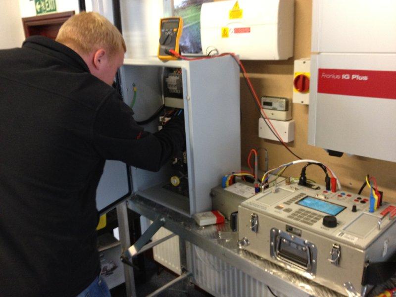 Training Gallery G99 Training - Stunning Dark Picture - Ultra HD