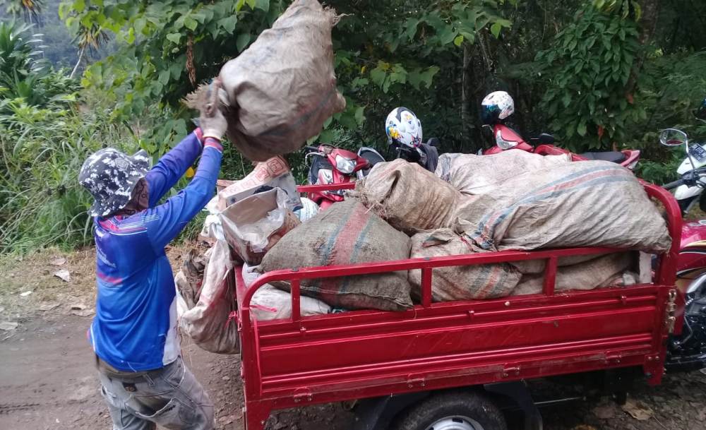 Terinspirasi Mahasiswa Jepang, Nagari Situjuah Batua Kelola Sampah dan Raup  Jutaan Rupiah