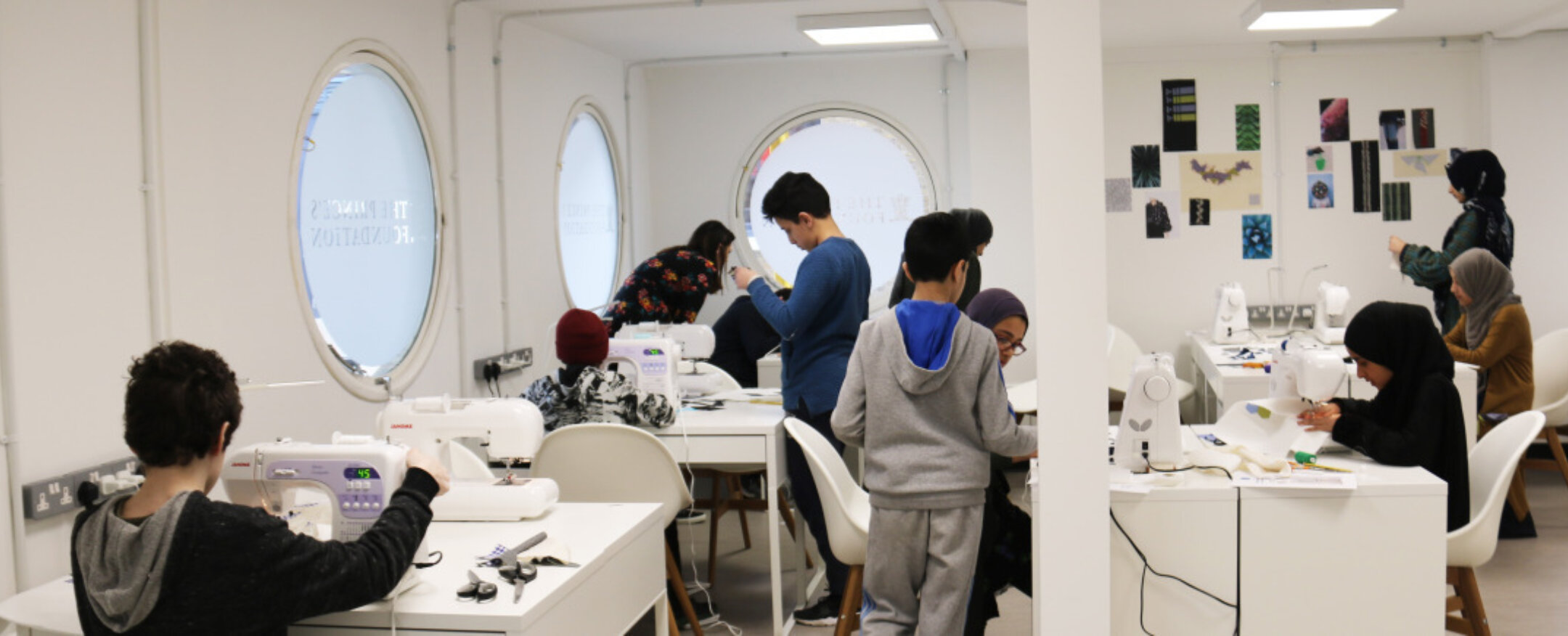 Trinity Collection And Textiles Linkedin - Ocean Illustrations - Premium Mobile Collection