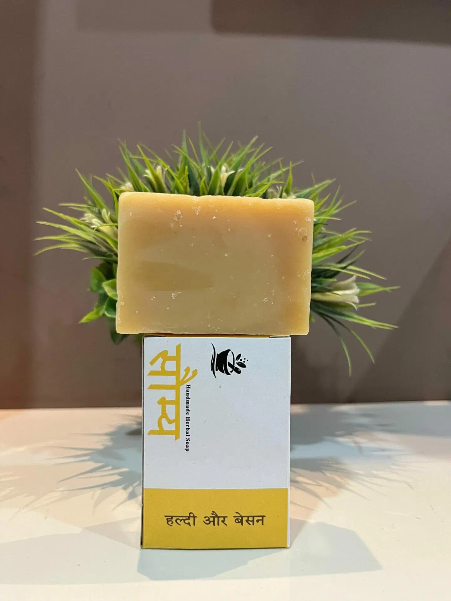 Besan Utsav Earth - Gorgeous Geometric Pattern - Ultra HD