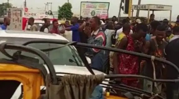 LASTMA rescues 3 accident victims in Lagos