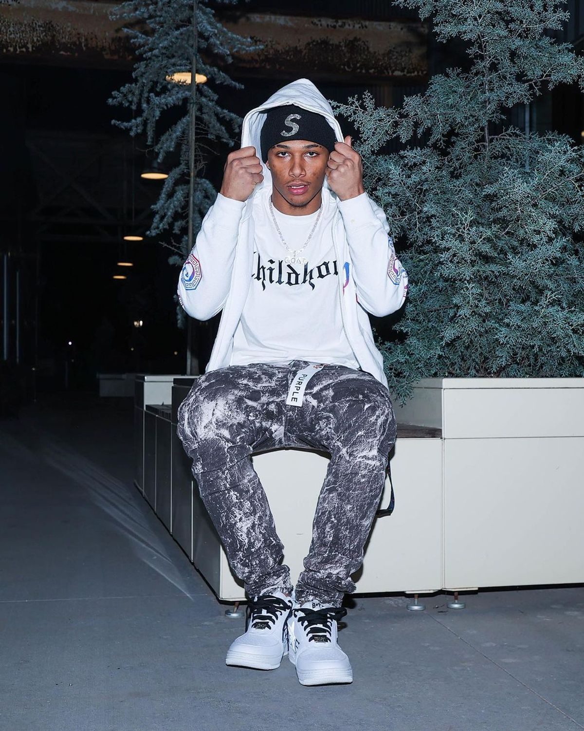 Mikey outfit from november 21, 2021