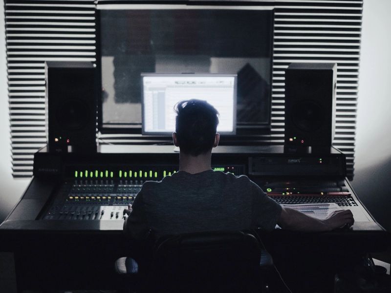 Dirac Introduces Dirac Live For Studio Software And Daw Plug In - High Resolution Minimal Images for Desktop