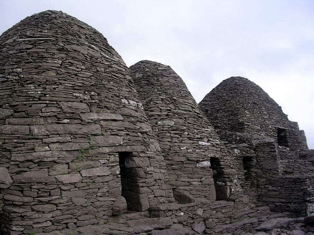 · to load or burden; Skellig Michael - the monastery in the middle of the sea