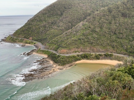 Solve view near anglesea, victoria, australia jigsaw puzzle online with