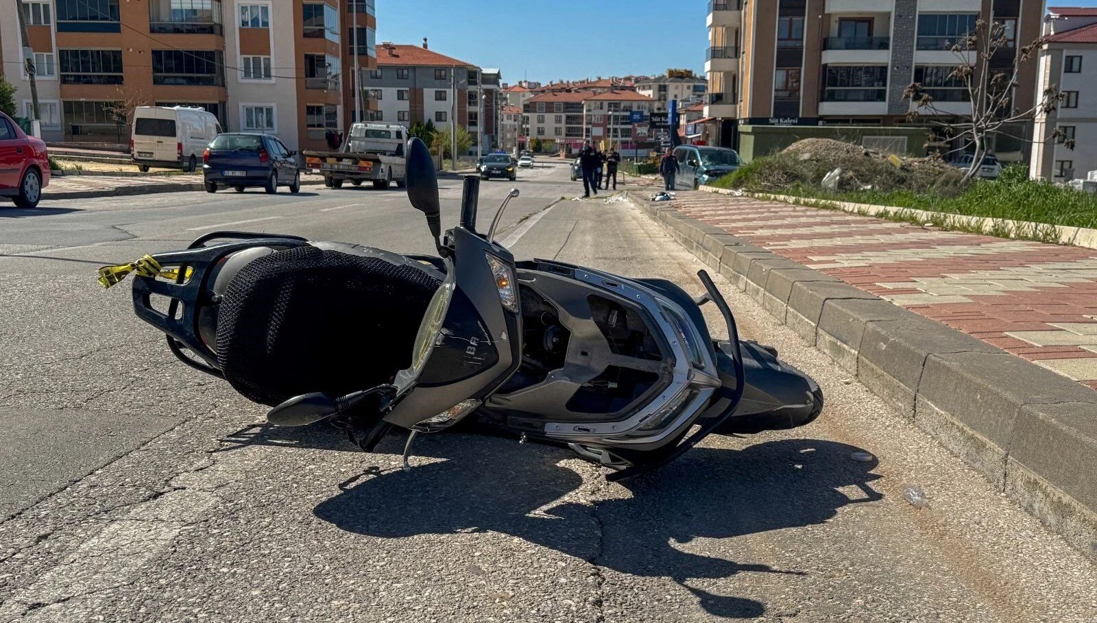 Uşak'ta hafif ticari araç ve motosiklet çarpıştı: 1 ölü